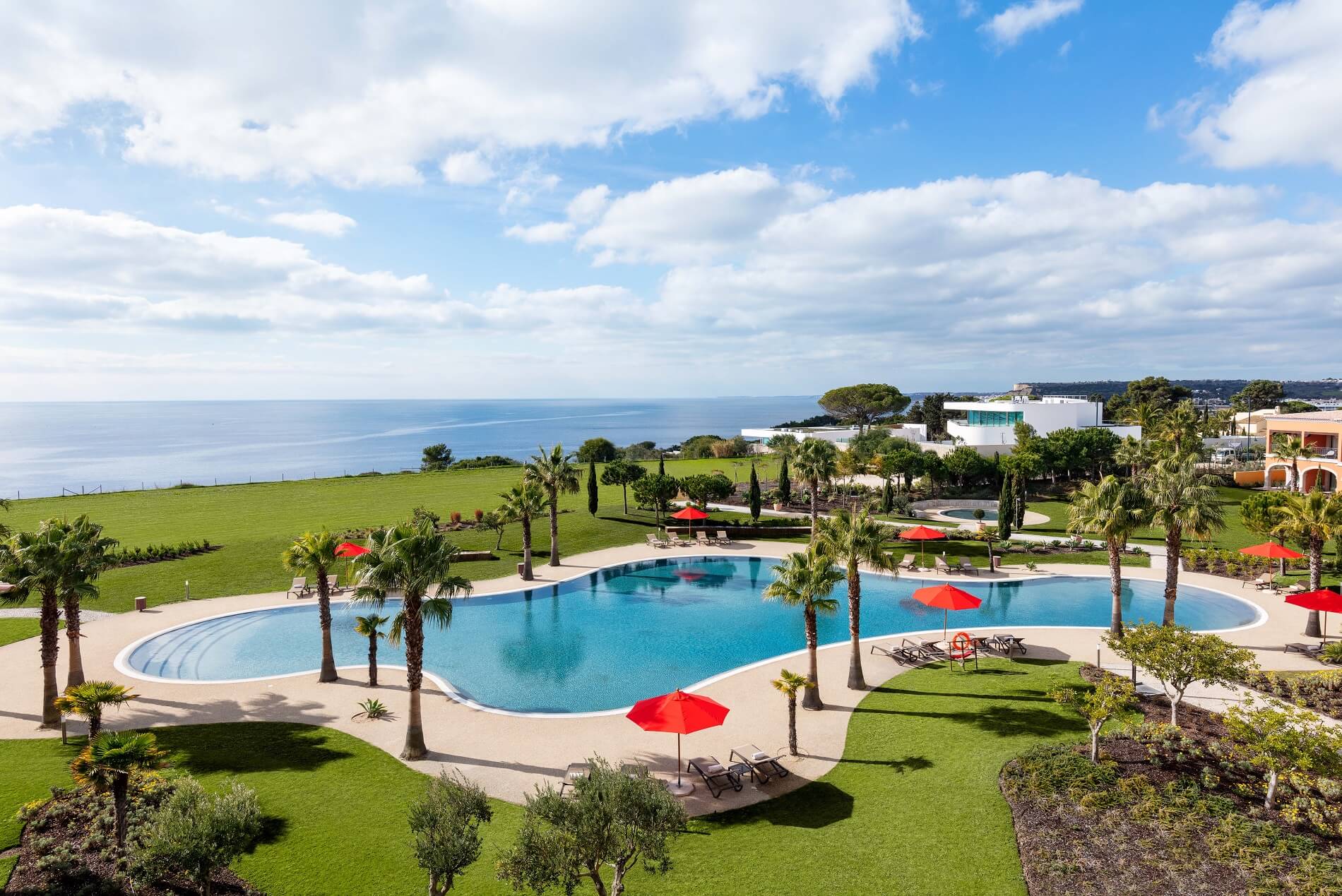 Cascade Wellness Resort Living in the Algarve Free Live Seminar June 15th, 2022