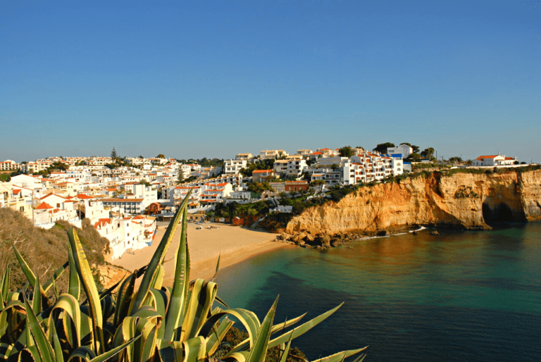 Carvoeiro Living in the Algarve