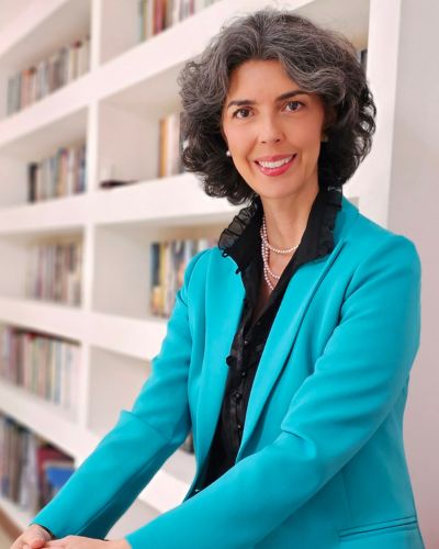 EDITED Teresa Patrício da Silva - TP Advogados FOUNDING PARTNER LAWYER ENGLISH SOLICITOR